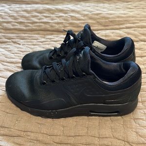 Nike air max zero, black, men’s size 10.5